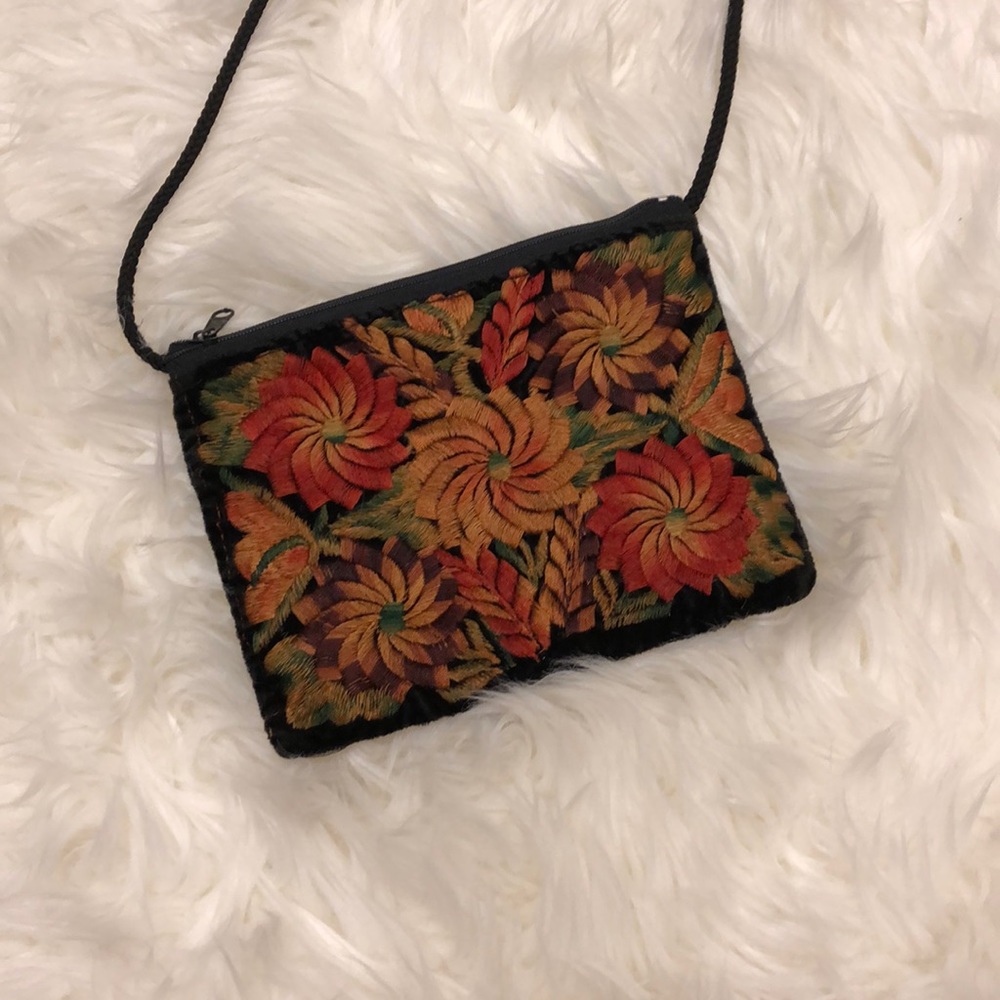 Crossbody purse